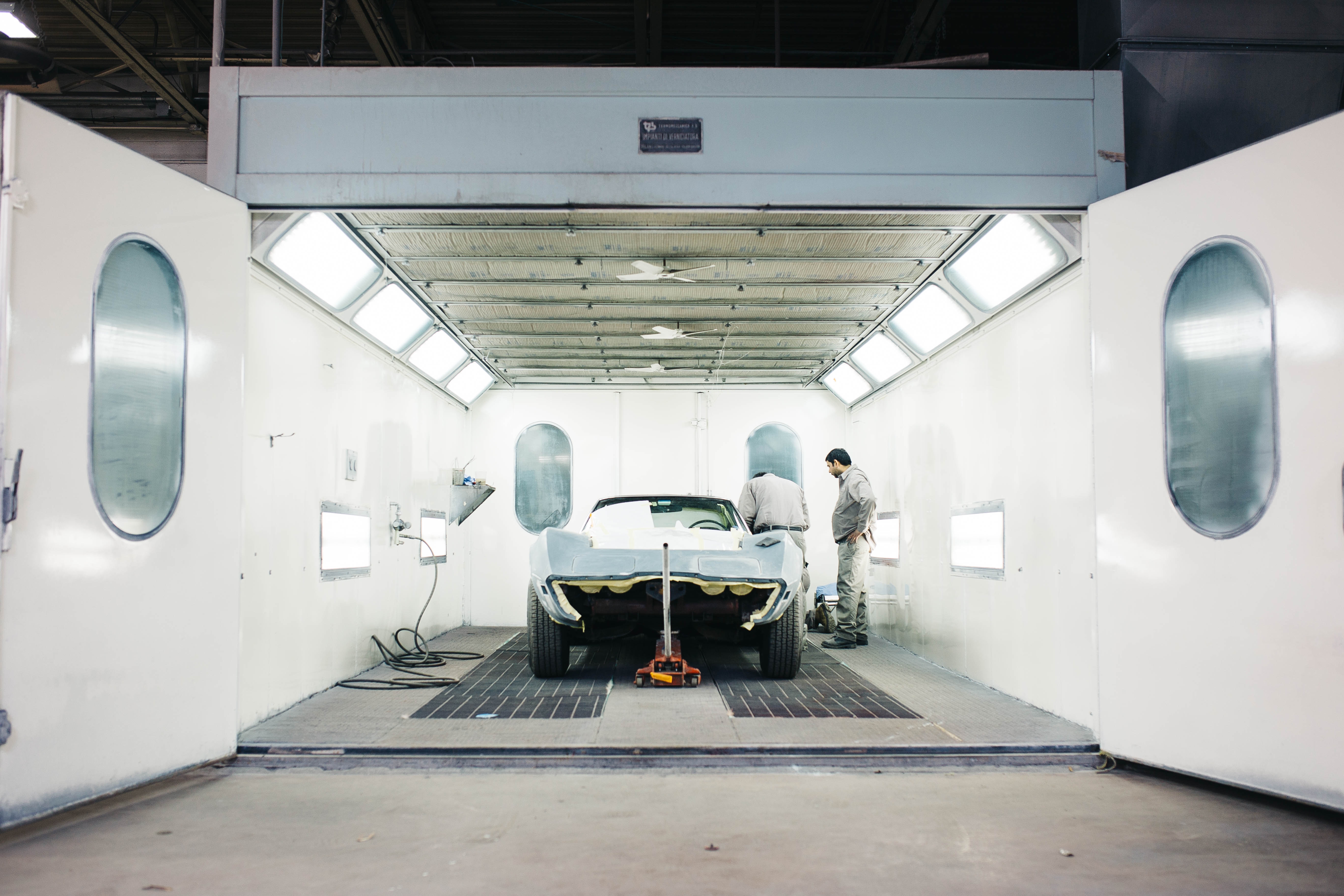 5 Reasons To Repaint Your Vehicle - Downtown Autobody